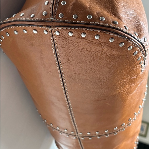 Michael Kors vintage Studded Tan Leather Tote Bag - Picture 10 of 10